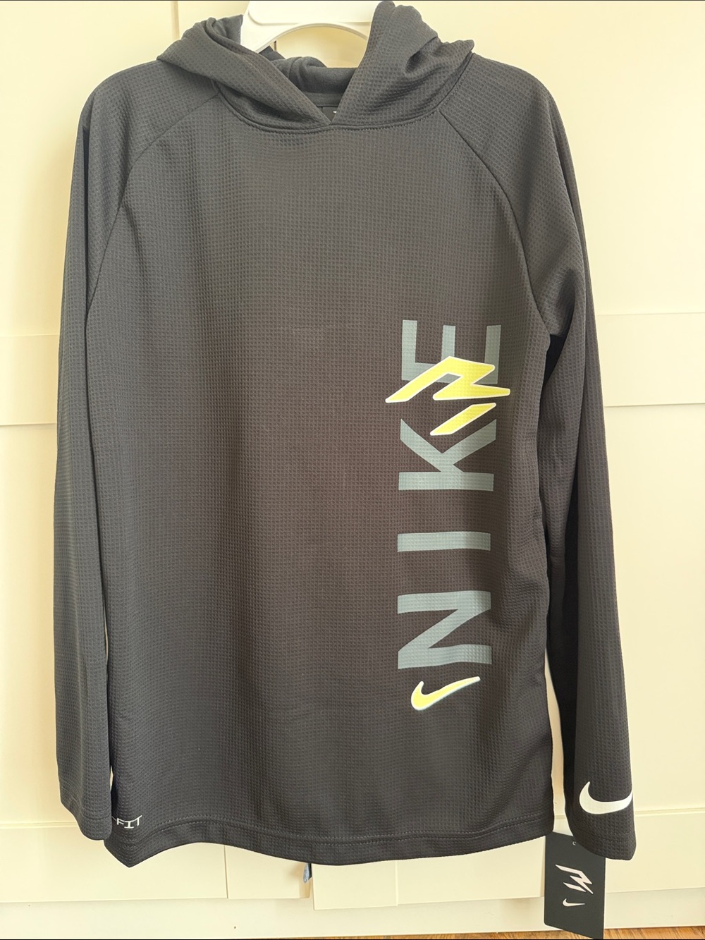 Nike boys Dri-Fir Black Hooded Shirt  Large